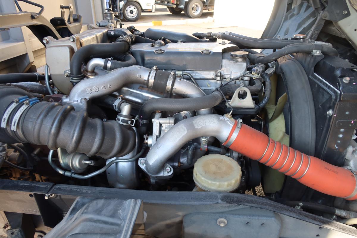 ワイドベッド付き62ボディー 跳ね上げゲート付 AT車|中古トラックの販売・買取・査定のアイナビ