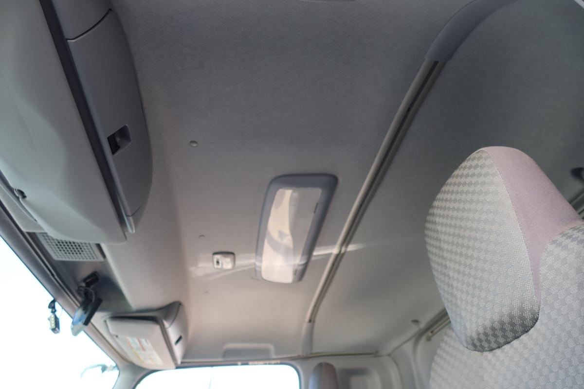 ワイドベッド付き62ボディー 跳ね上げゲート付 AT車|中古トラックの販売・買取・査定のアイナビ