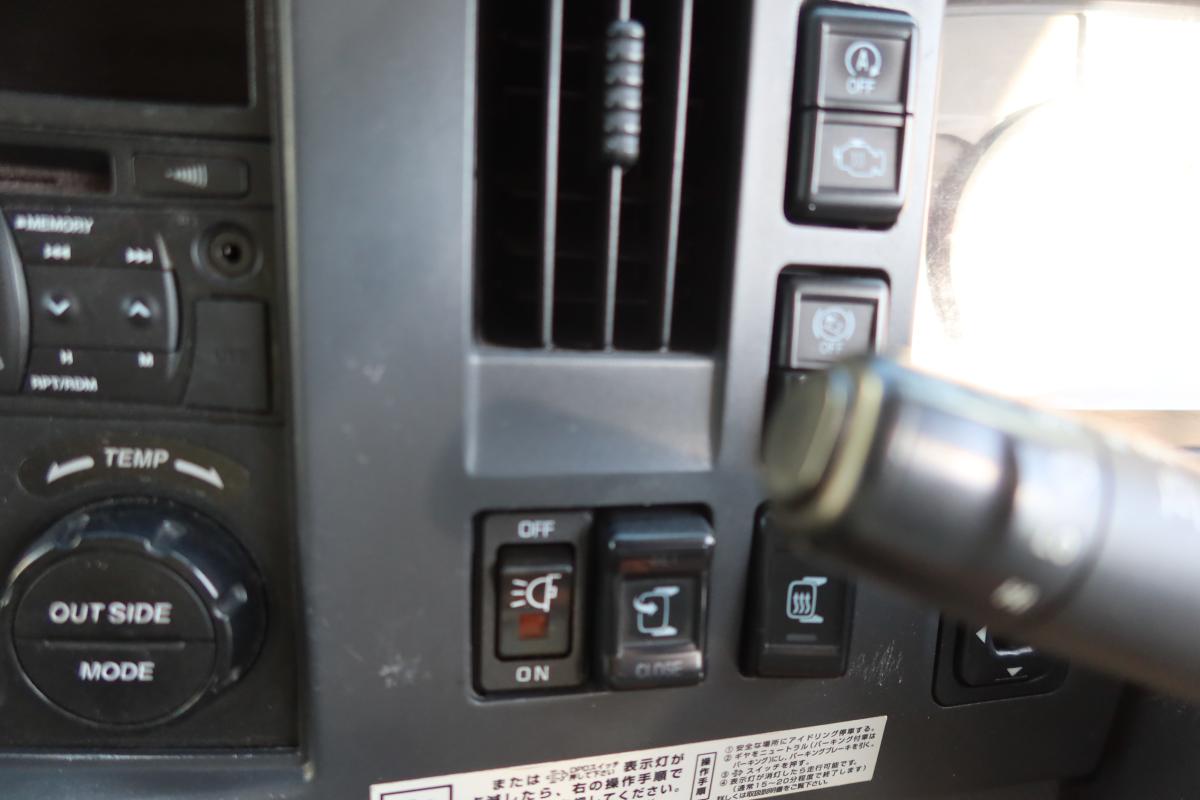 ワイドベッド付き62ボディー 跳ね上げゲート付 AT車|中古トラックの販売・買取・査定のアイナビ