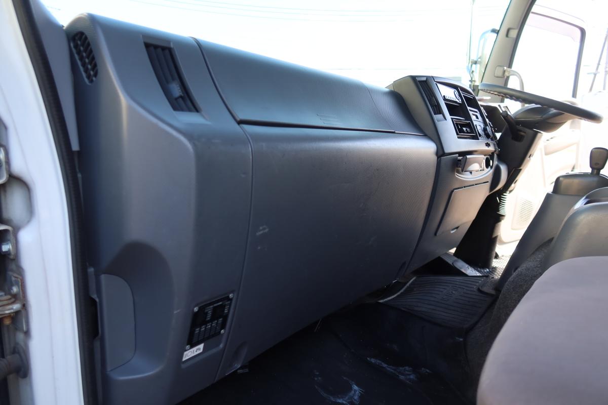 ワイドベッド付き62ボディー 跳ね上げゲート付 AT車|中古トラックの販売・買取・査定のアイナビ