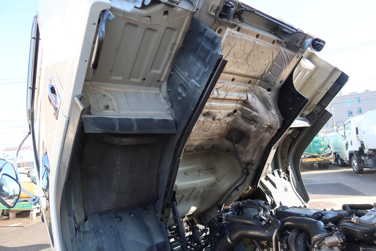 ワイドベッド付き62ボディー 跳ね上げゲート付 AT車|中古トラックの販売・買取・査定のアイナビ