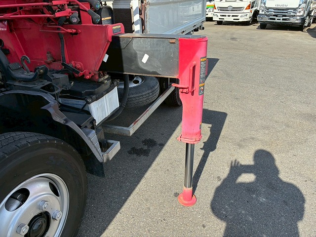 2.33t10尺ベース5速MT2t3t6t小型カーゴクレーン|中古トラックの販売・買取・査定のアイナビ