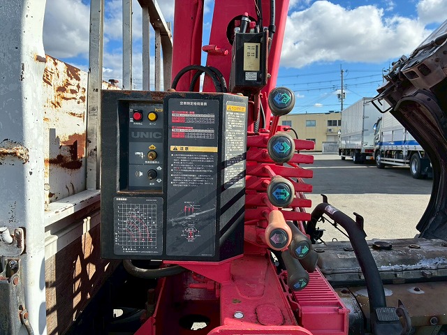 2.33t10尺ベース5速MT2t3t6t小型カーゴクレーン|中古トラックの販売・買取・査定のアイナビ