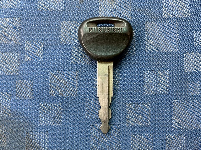 2.33t10尺ベース5速MT2t3t6t小型カーゴクレーン|中古トラックの販売・買取・査定のアイナビ