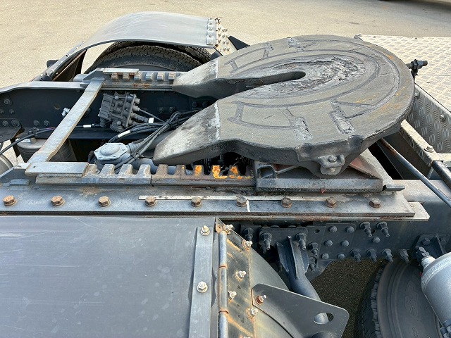 ハイルーフ後輪エアサスGH11D尺E尺中間尺ミドル尺|中古トラックの販売・買取・査定のアイナビ