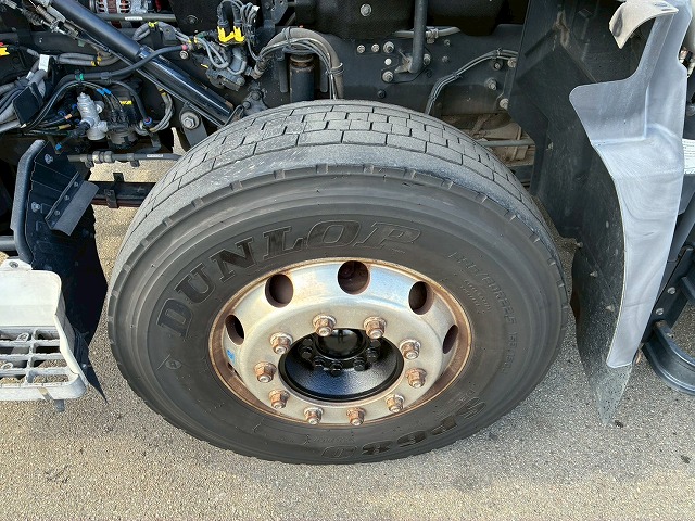 ハイルーフ後輪エアサスGH11D尺E尺中間尺ミドル尺|中古トラックの販売・買取・査定のアイナビ