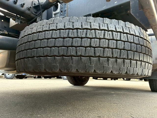 ハイルーフ後輪エアサスGH11D尺E尺中間尺ミドル尺|中古トラックの販売・買取・査定のアイナビ