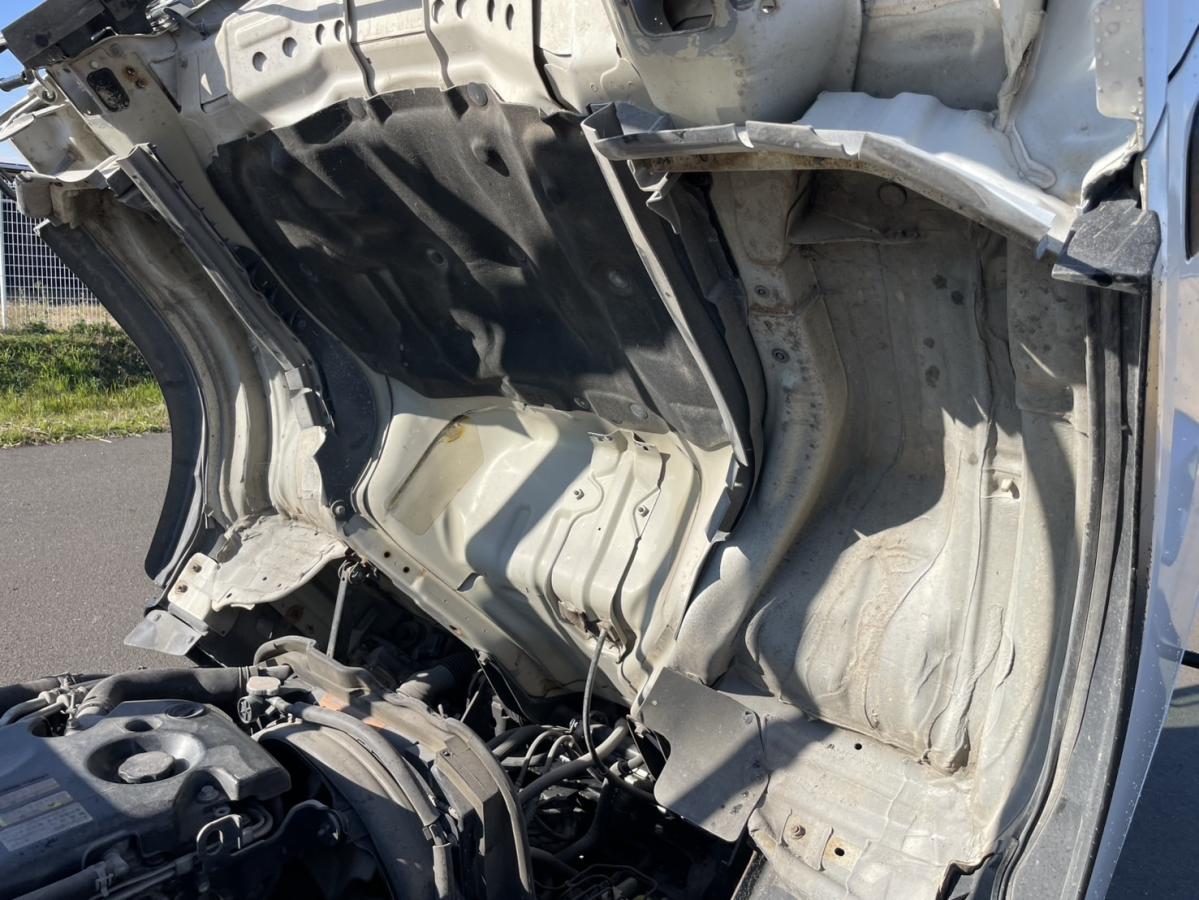 平成19年エルフロング平ボディー8万km準中型総重量5t未満|中古トラックの販売・買取・査定のアイナビ