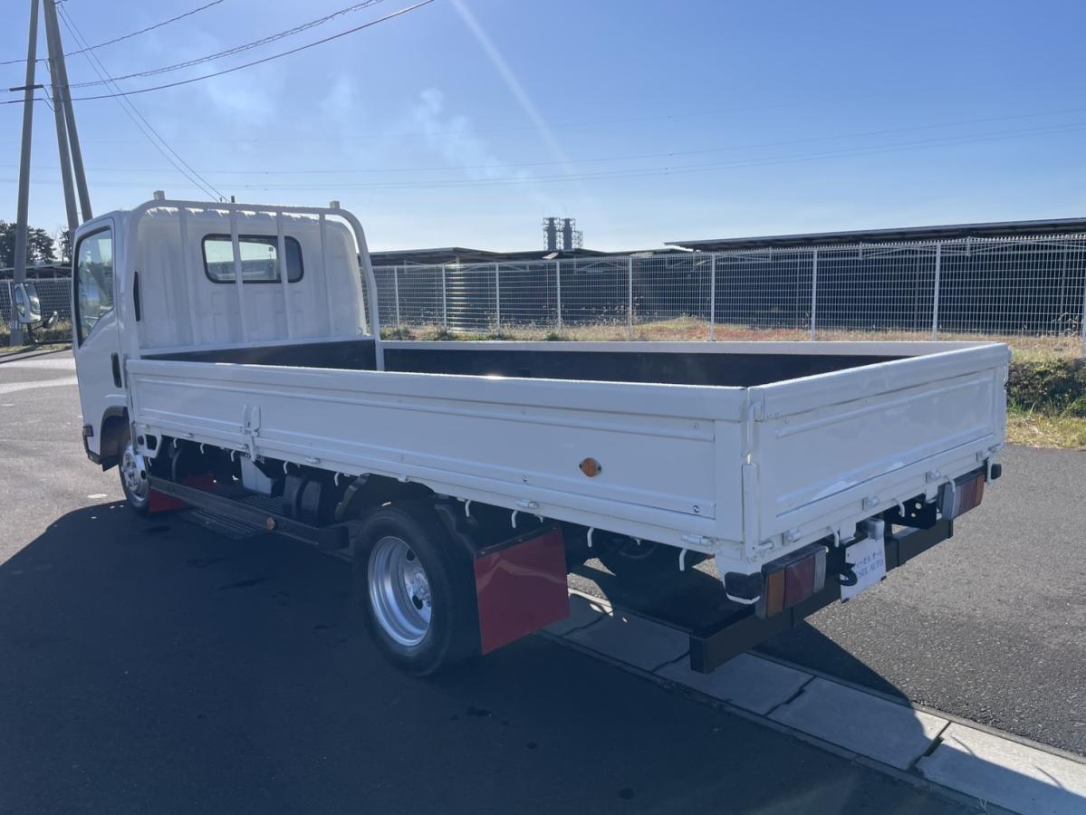 平成19年エルフロング平ボディー8万km準中型総重量5t未満|中古トラックの販売・買取・査定のアイナビ