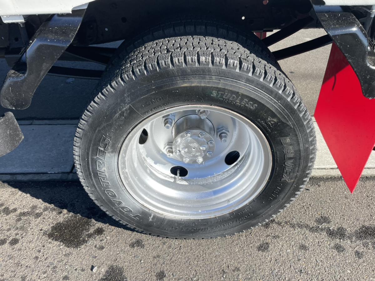 平成19年エルフロング平ボディー8万km準中型総重量5t未満|中古トラックの販売・買取・査定のアイナビ