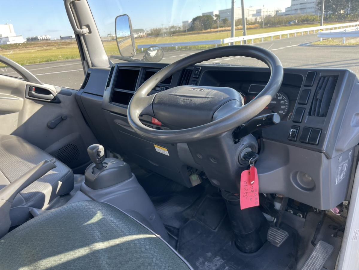 平成19年エルフロング平ボディー8万km準中型総重量5t未満|中古トラックの販売・買取・査定のアイナビ