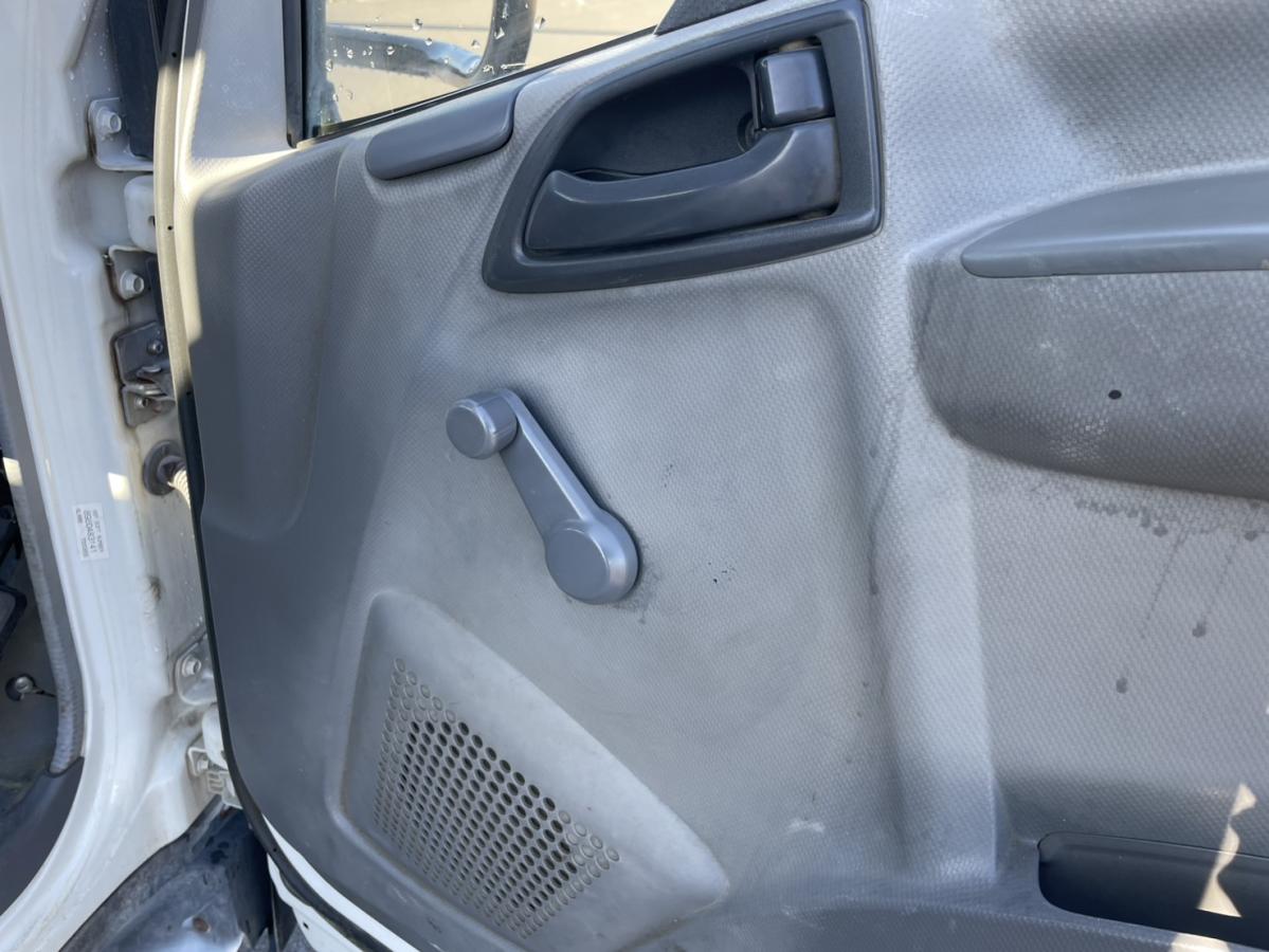 平成19年エルフロング平ボディー8万km準中型総重量5t未満|中古トラックの販売・買取・査定のアイナビ