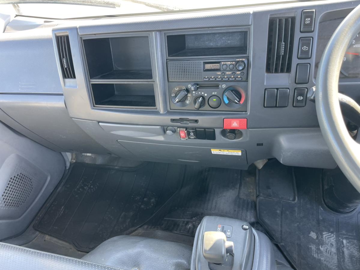 平成19年エルフロング平ボディー8万km準中型総重量5t未満|中古トラックの販売・買取・査定のアイナビ