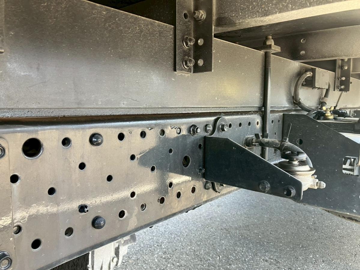 ☆H25 標準/ロング 跳ね上げパワーゲート ラッシング2段|中古トラックの販売・買取・査定のアイナビ