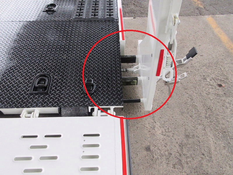 ★ウイング式キャリアカー★積載2500kg★極東フラトップ★|中古トラックの販売・買取・査定のアイナビ