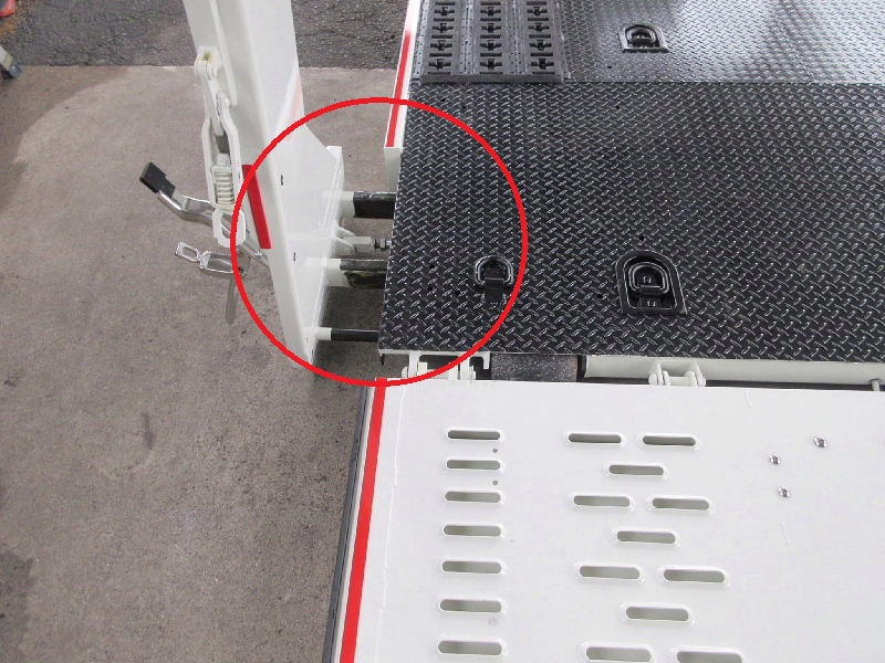 ★ウイング式キャリアカー★積載2500kg★極東フラトップ★|中古トラックの販売・買取・査定のアイナビ