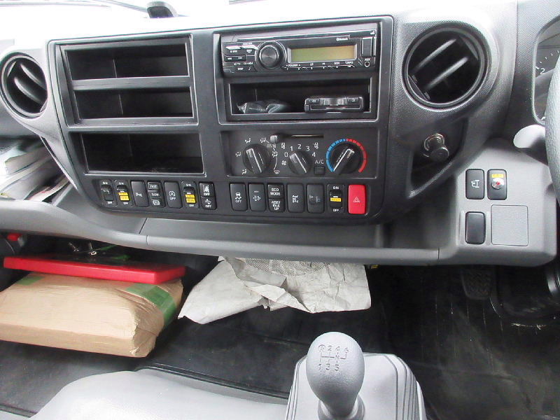 ★ウイング式キャリアカー★積載2500kg★極東フラトップ★|中古トラックの販売・買取・査定のアイナビ