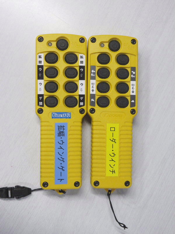 ★ウイング式キャリアカー★積載2500kg★極東フラトップ★|中古トラックの販売・買取・査定のアイナビ