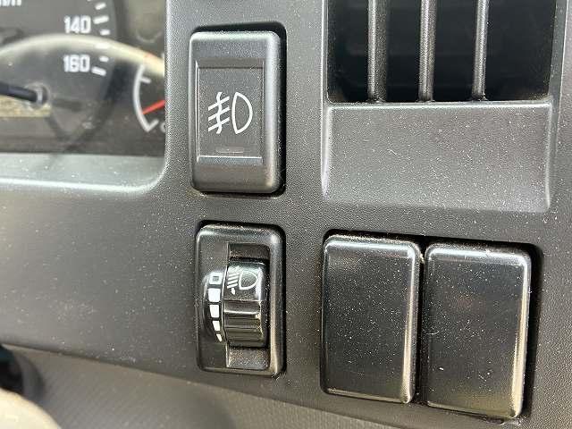 いすゞ 平ボディ|中古トラックの販売・買取・査定のアイナビ