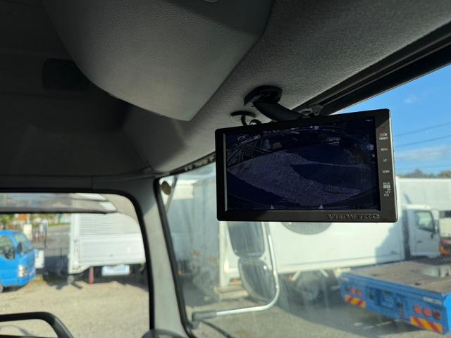 UDトラックス 乗用車 クオン|中古トラックの販売・買取・査定のアイナビ