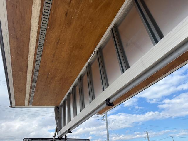 日野 プロフィア|中古トラックの販売・買取・査定のアイナビ