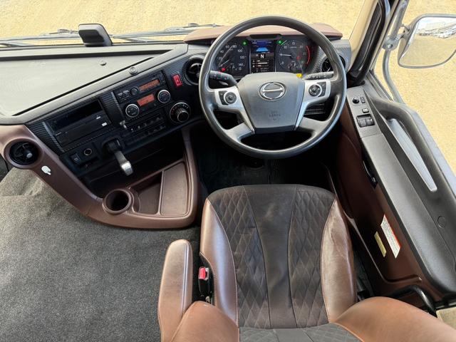 日野 プロフィア|中古トラックの販売・買取・査定のアイナビ