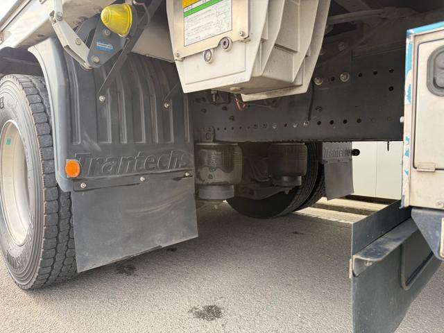 日野 プロフィア|中古トラックの販売・買取・査定のアイナビ