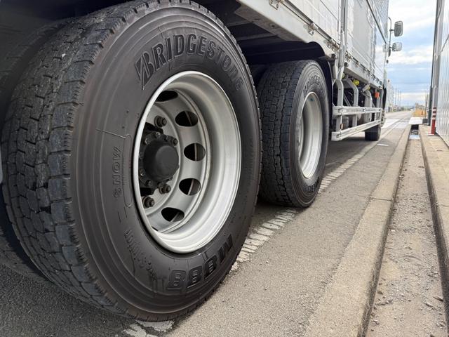 日野 プロフィア|中古トラックの販売・買取・査定のアイナビ