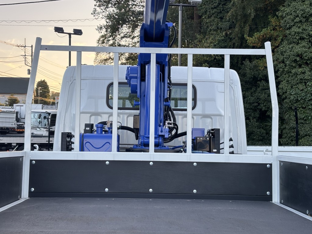 ワイドロング2.9t吊4段タダノラジコン未使用|中古トラックの販売・買取・査定のアイナビ