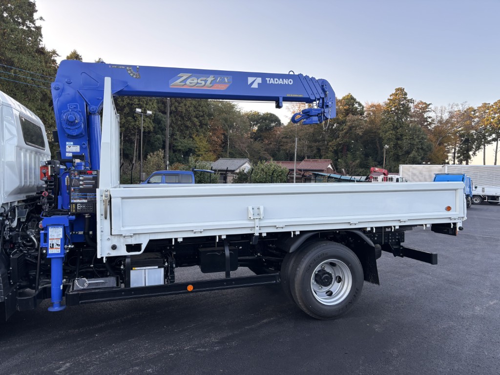 ワイドロング2.9t吊4段タダノラジコン未使用|中古トラックの販売・買取・査定のアイナビ