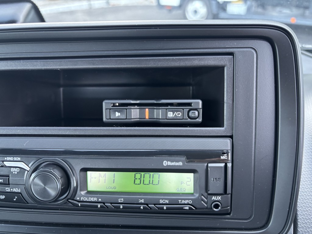 ワイドロング2.9t吊4段タダノラジコン未使用|中古トラックの販売・買取・査定のアイナビ