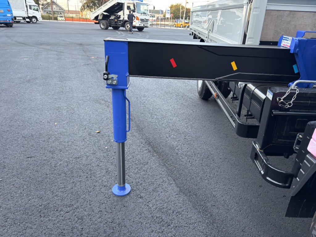 ワイドロング2.9t吊4段タダノラジコン未使用|中古トラックの販売・買取・査定のアイナビ