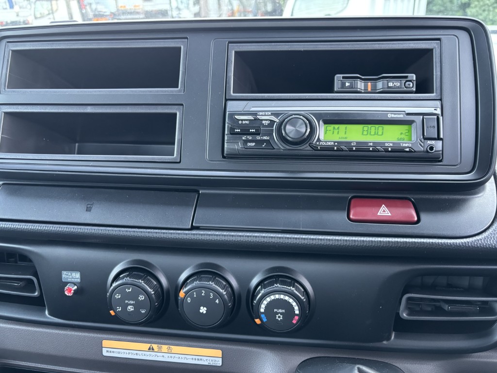 ワイドロング2.9t吊4段タダノラジコン未使用|中古トラックの販売・買取・査定のアイナビ