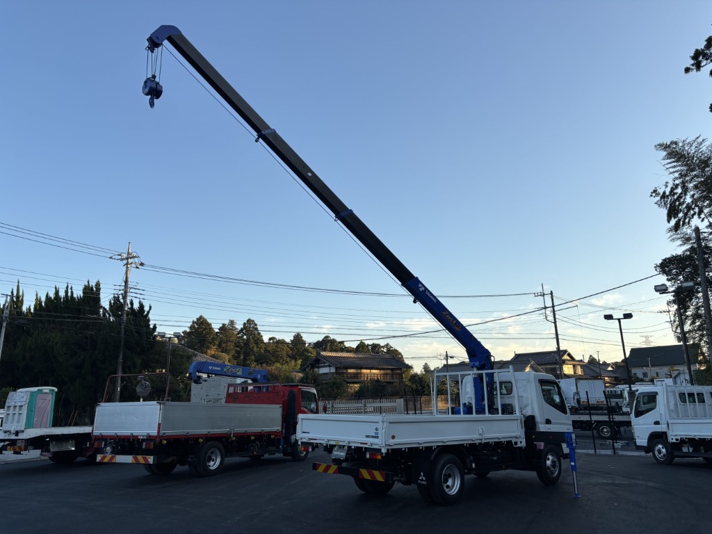 ワイドロング2.9t吊4段タダノラジコン未使用|中古トラックの販売・買取・査定のアイナビ