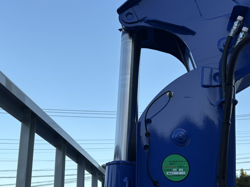 ワイドロング2.9t吊4段タダノラジコン未使用|中古トラックの販売・買取・査定のアイナビ