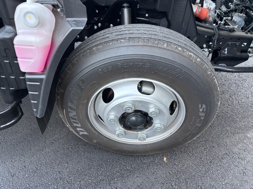 ワイドロング2.9t吊4段タダノラジコン未使用|中古トラックの販売・買取・査定のアイナビ