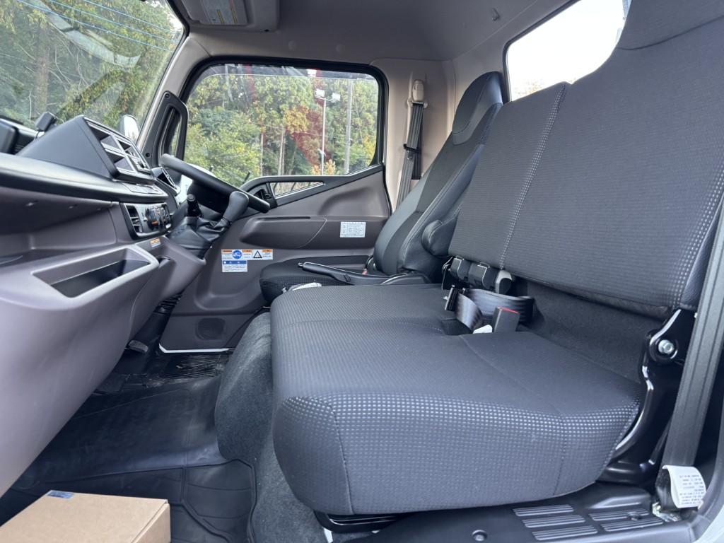 ワイドロング2.9t吊4段タダノラジコン未使用|中古トラックの販売・買取・査定のアイナビ