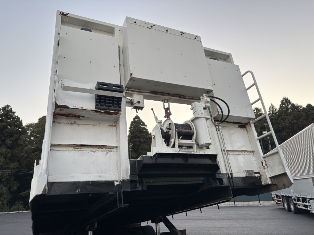 セーフティーローダー4軸低床エアサスウインチラジコン|中古トラックの販売・買取・査定のアイナビ