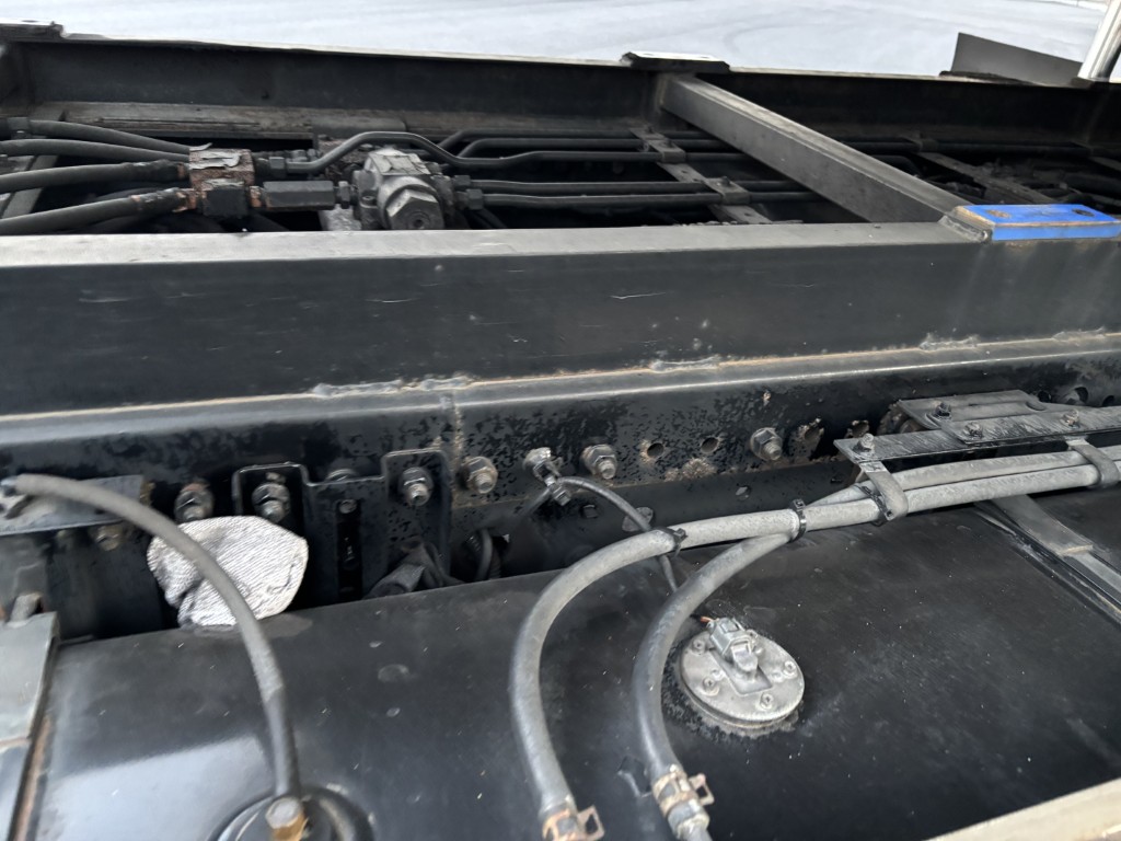 セーフティーローダー4軸低床エアサスウインチラジコン|中古トラックの販売・買取・査定のアイナビ