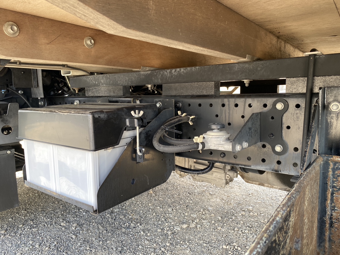 R元年式 超ロング5m平ボデー|中古トラックの販売・買取・査定のアイナビ