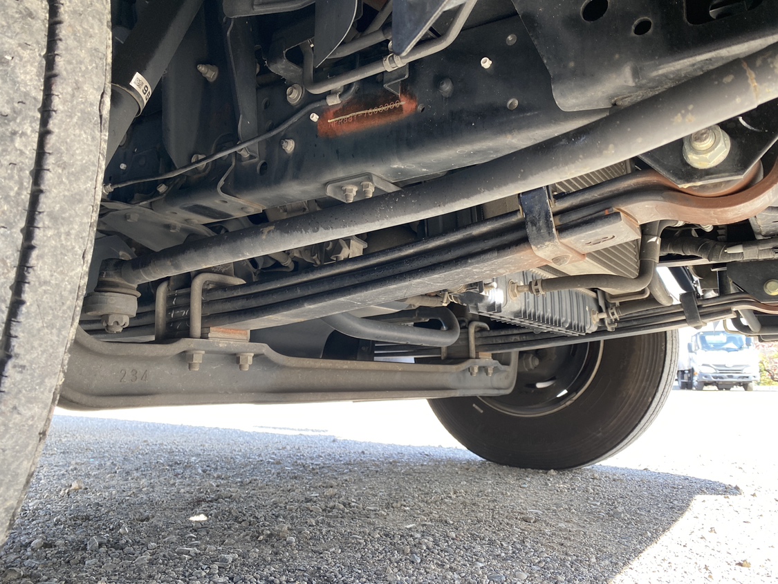 R元年式 超ロング5m平ボデー|中古トラックの販売・買取・査定のアイナビ