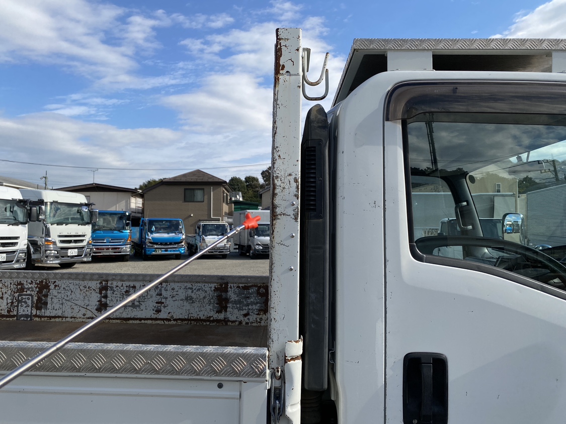 R元年式 超ロング5m平ボデー|中古トラックの販売・買取・査定のアイナビ