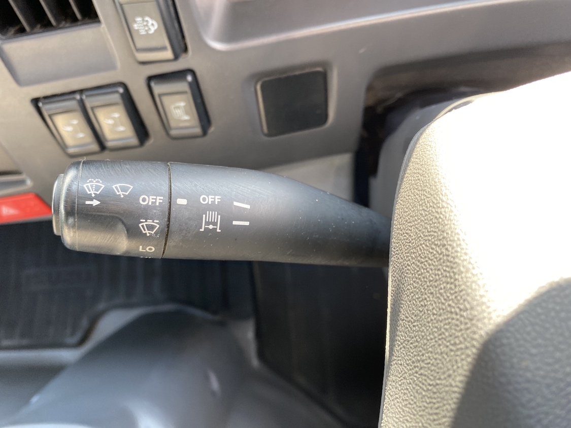 R元年式 超ロング5m平ボデー|中古トラックの販売・買取・査定のアイナビ