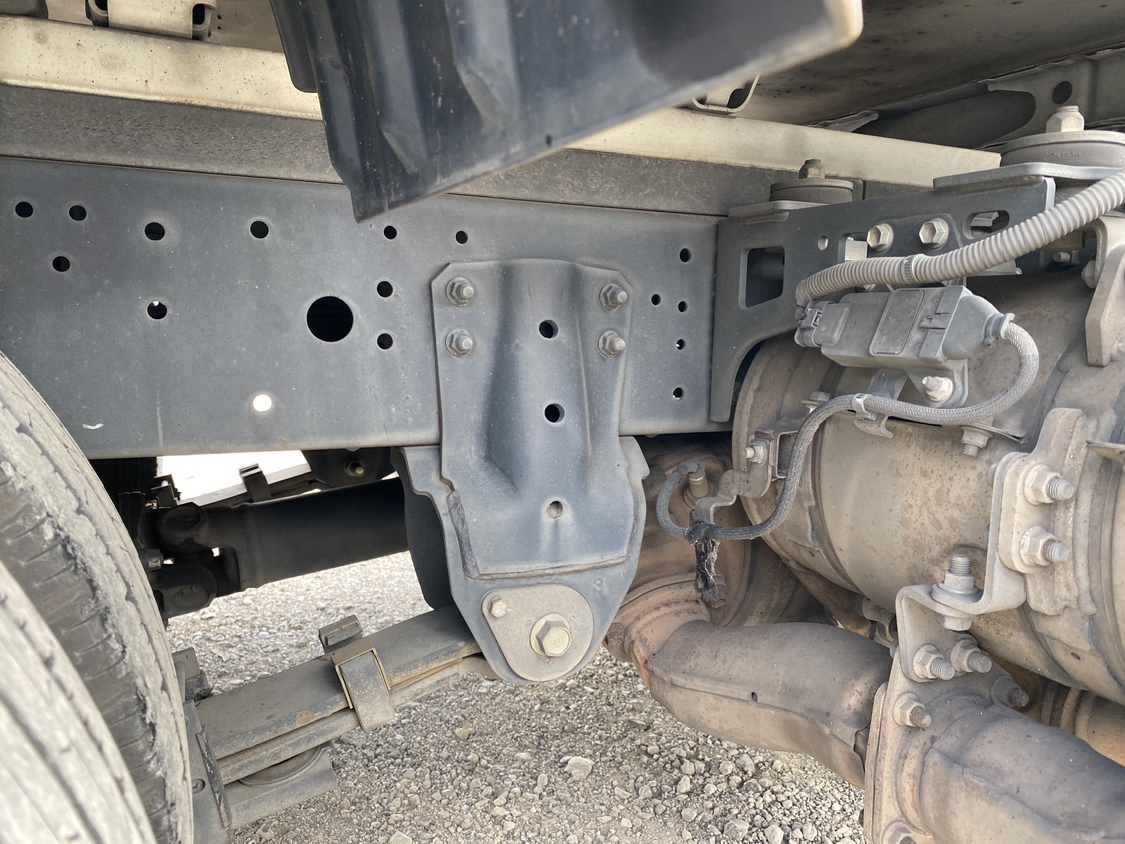 R元年式、デュトロ、ゲート付平ボデー|中古トラックの販売・買取・査定のアイナビ