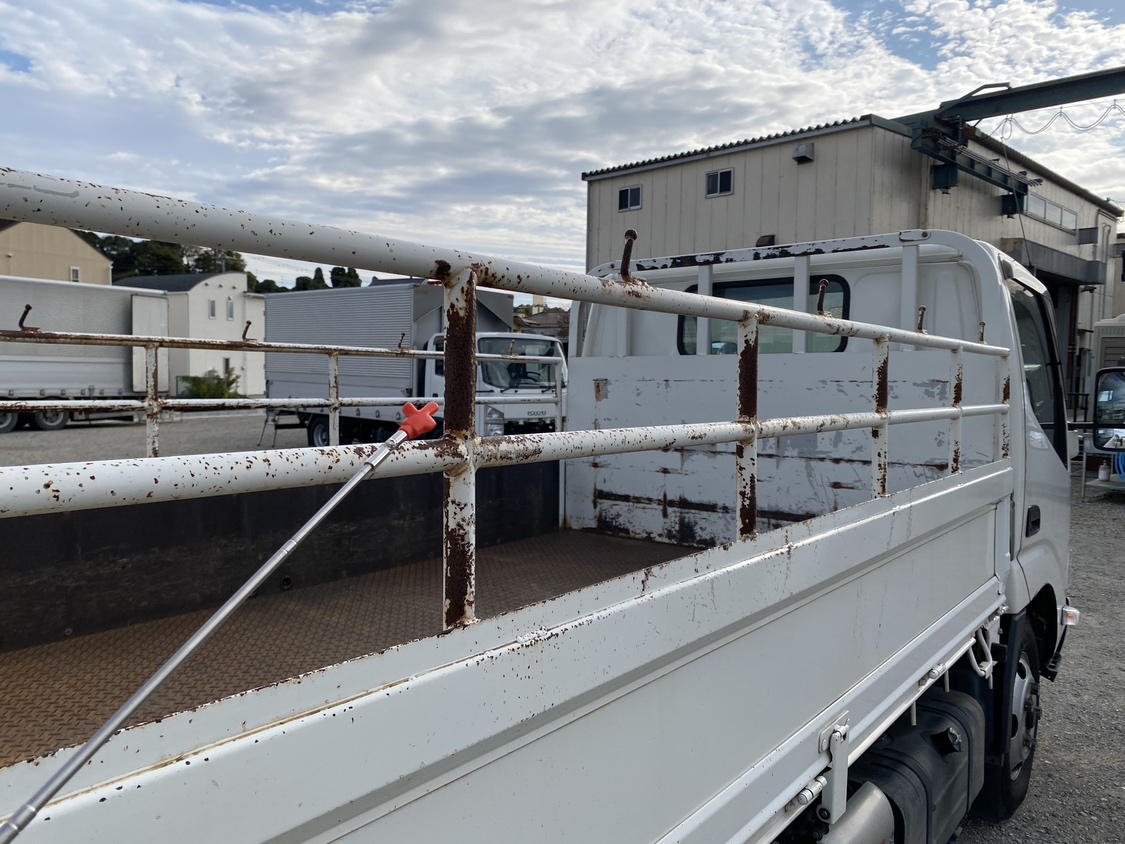 R元年式、デュトロ、ゲート付平ボデー|中古トラックの販売・買取・査定のアイナビ