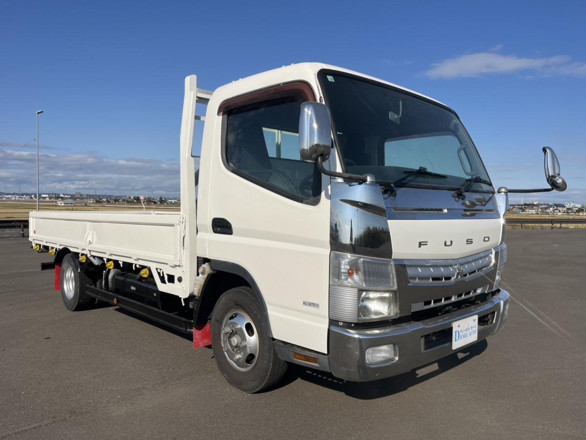 平成26年キャンターワイドロング平ボディー準中型免許可|中古トラックの販売・買取・査定のアイナビ