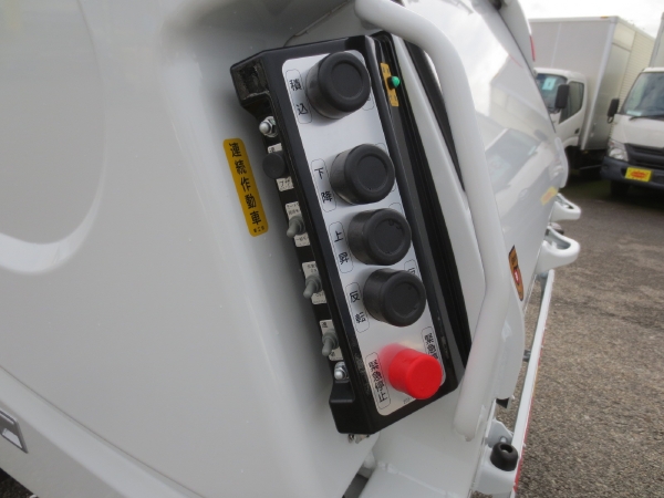 三菱キャンタープレスパッカー|中古トラックの販売・買取・査定のアイナビ