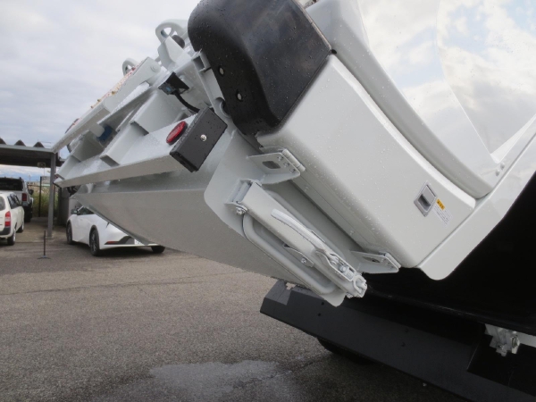 三菱キャンタープレスパッカー|中古トラックの販売・買取・査定のアイナビ