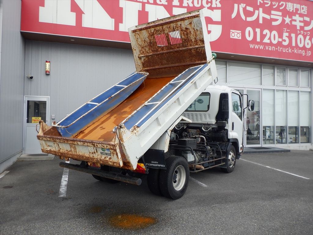 H29 フォワード ダンプ|中古トラックの販売・買取・査定のアイナビ