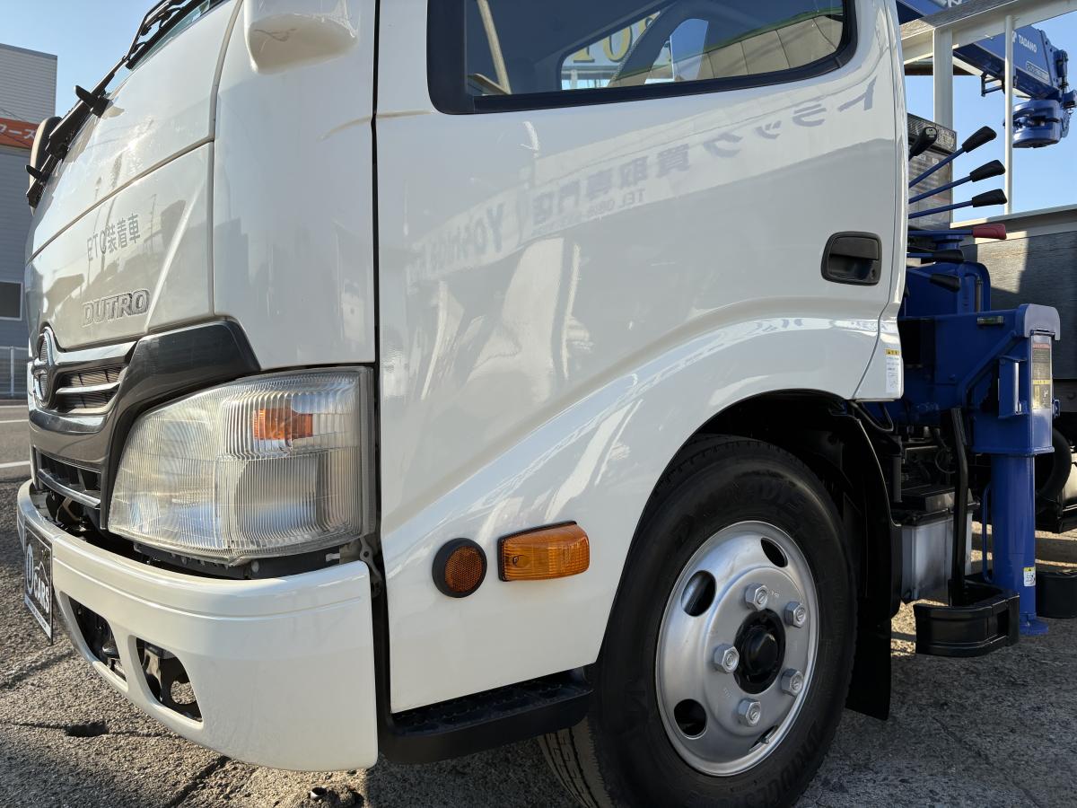 H25デュトロ2t平ボディ 3段クレーン|中古トラックの販売・買取・査定のアイナビ